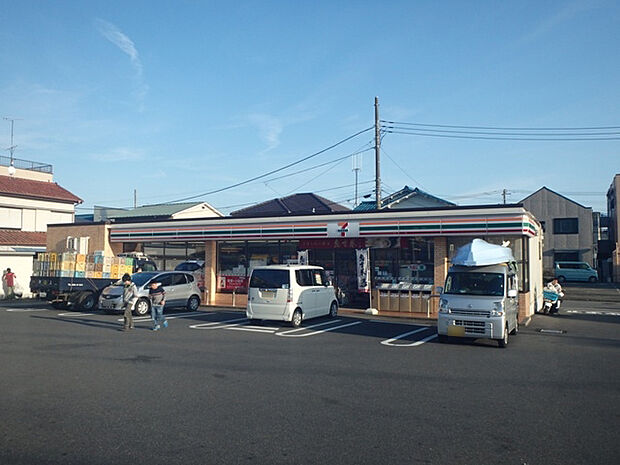 セブンイレブン 小田原早川駅前店まで約530m(徒歩7分)