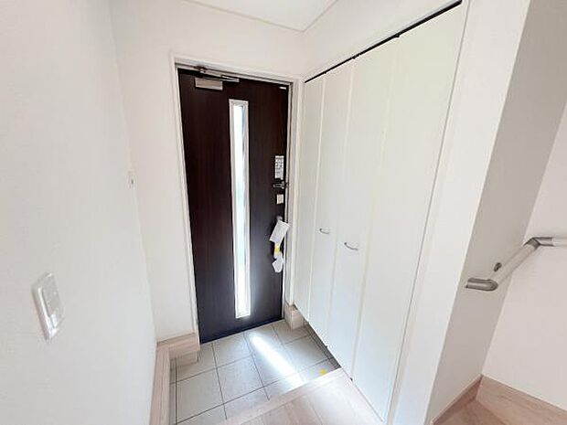 いつも気持ちよくご家族を迎えられる玄関です。