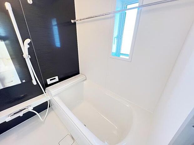 お風呂でほっとひといき。1日の疲れを癒しましょう。