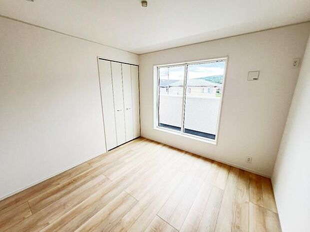 子供部屋にもちょうど良い大きさのお部屋です。