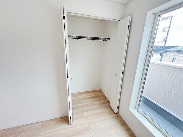 子供部屋にもちょうど良い大きさのお部屋です。