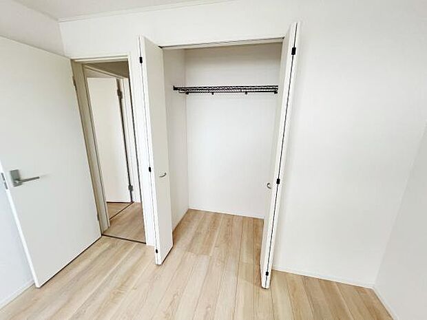 子供部屋や趣味の部屋など用途に合わせてお使いいただけます。