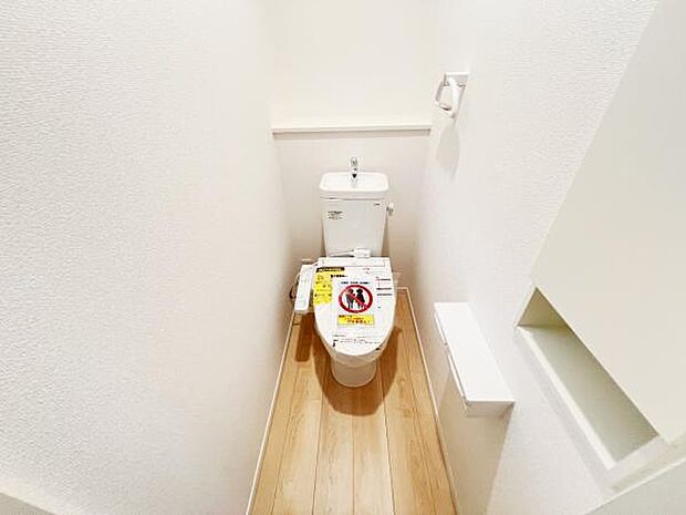 ほっと安らげるトイレ空間です。