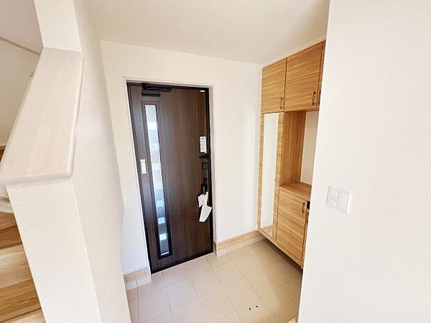 いつも気持ちよくご家族を迎えられる玄関です。