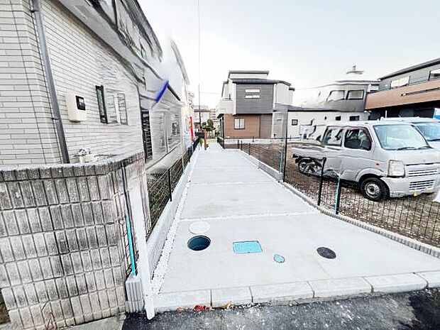 セカンドカーにも便利な駐車2台可能です。