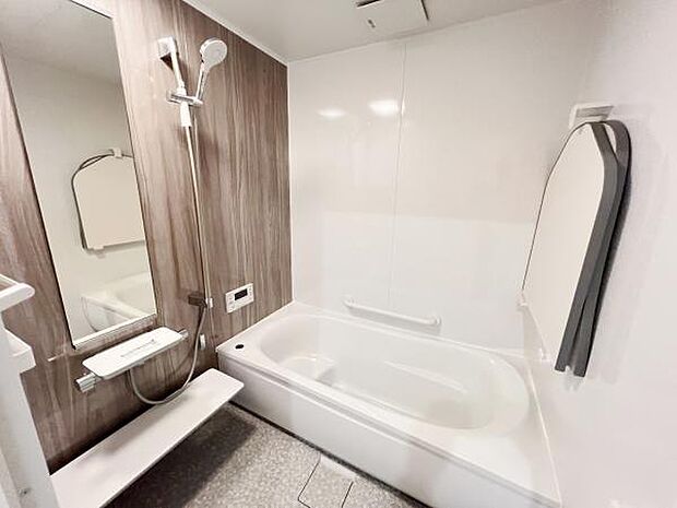 お風呂でほっとひといき。1日の疲れを癒しましょう。