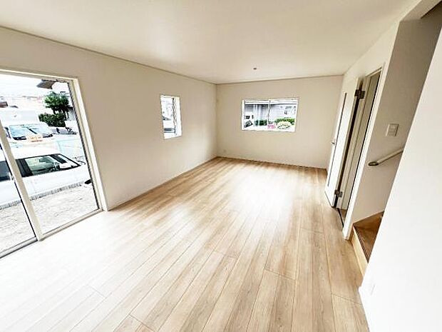 家族団らんの場所としてゆったりと居心地の良いリビングです。