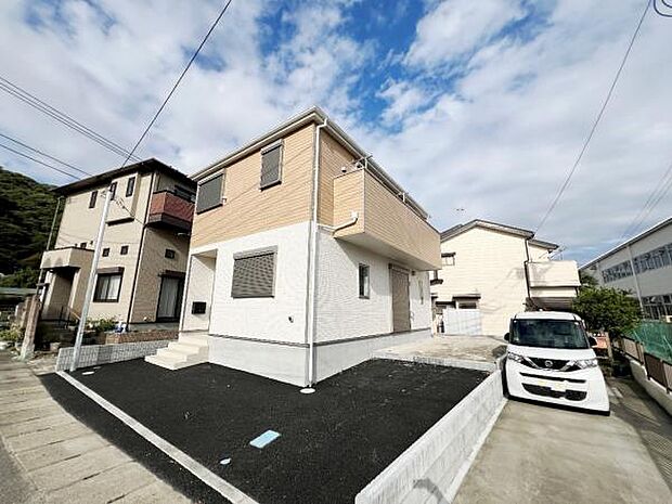 セカンドカーにも便利な駐車2台可能です。