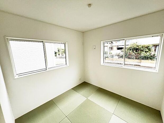 和室スペースです。畳のお部屋は寛げる空間ですね。