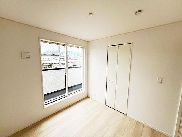 子供部屋にもちょうど良い大きさのお部屋です。