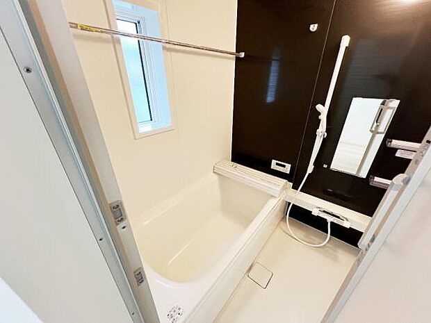 お風呂でほっとひといき。1日の疲れを癒しましょう。