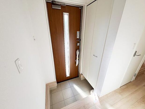 いつも気持ちよくご家族を迎えられる玄関です。