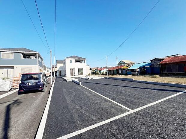 セカンドカーにも便利な駐車2台可能です。