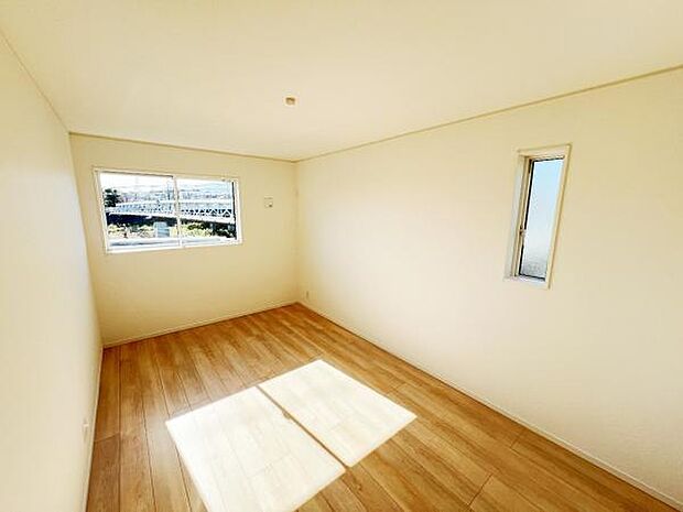 子供部屋にもちょうど良い大きさのお部屋です。