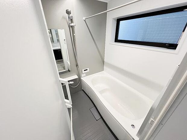 お風呂でほっとひといき。1日の疲れを癒しましょう。