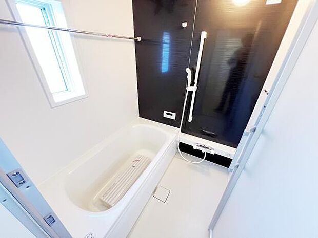 お風呂でほっとひといき。1日の疲れを癒しましょう。