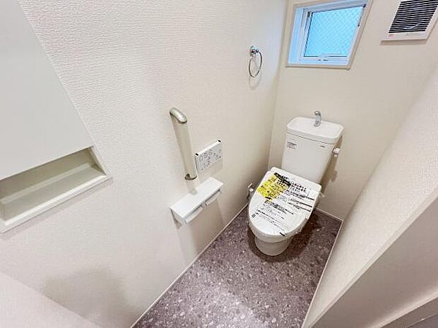 ほっと安らげるトイレ空間です。