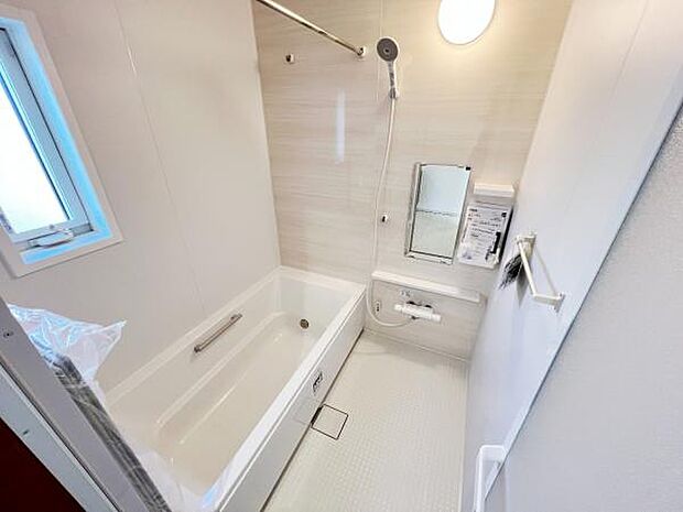 お風呂でほっとひといき。1日の疲れを癒しましょう。