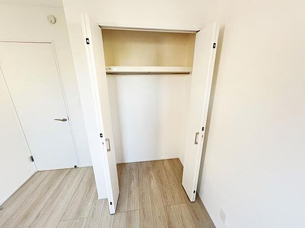 子供部屋や趣味の部屋など用途に合わせてお使いいただけます。