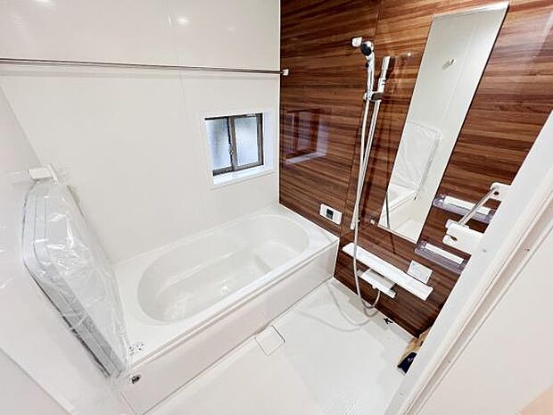 お風呂でほっとひといき。1日の疲れを癒しましょう。