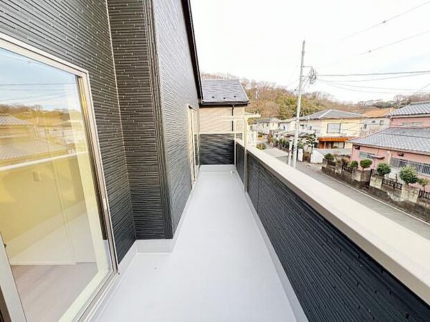 お洗濯ものを気持ち良く太陽の光で干せるのが嬉しいですね。