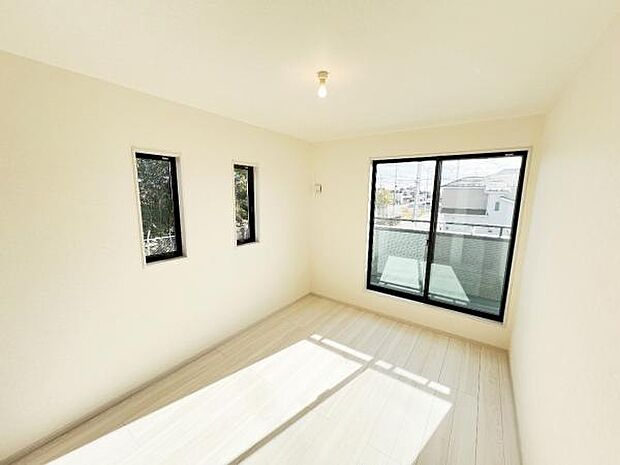 子供部屋にもちょうど良い大きさのお部屋です。