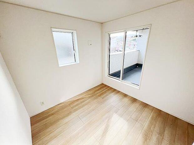 子供部屋にもちょうど良い大きさのお部屋です。