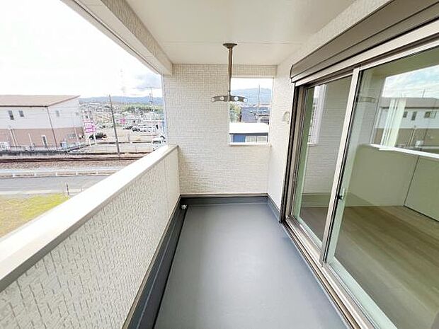 お洗濯ものを気持ち良く太陽の光で干せるのが嬉しいですね。