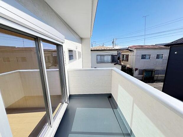 お洗濯ものを気持ち良く太陽の光で干せるのが嬉しいですね。