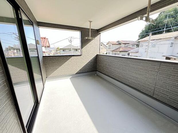 お洗濯ものを気持ち良く太陽の光で干せるのが嬉しいですね。