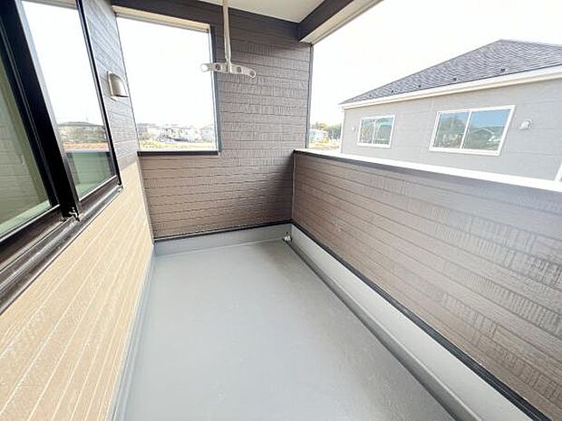 お洗濯ものを気持ち良く太陽の光で干せるのが嬉しいですね。