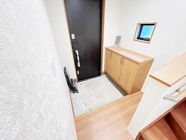 いつも気持ちよくご家族を迎えられる玄関です。