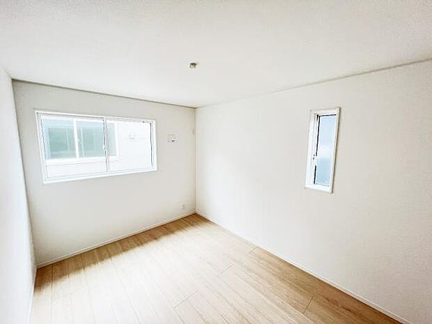 子供部屋にもちょうど良い大きさのお部屋です。