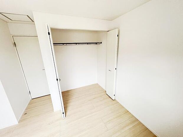 子供部屋にもちょうど良い大きさのお部屋です。