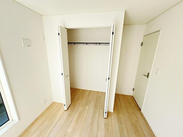 子供部屋や趣味の部屋など用途に合わせてお使いいただけます。