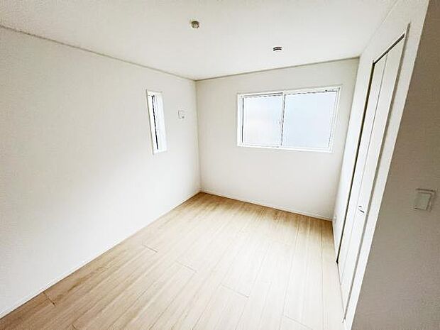 子供部屋にもちょうど良い大きさのお部屋です。