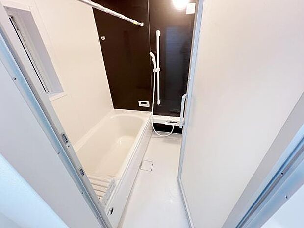 お風呂でほっとひといき。1日の疲れを癒しましょう。