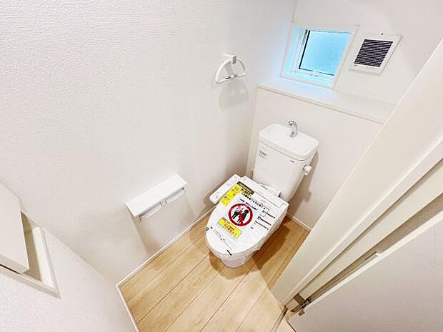 ほっと安らげるトイレ空間です。