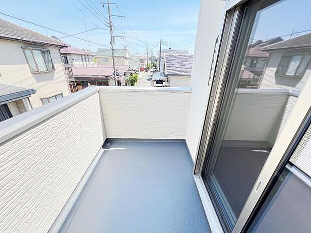 お洗濯ものを気持ち良く太陽の光で干せるのが嬉しいですね。
