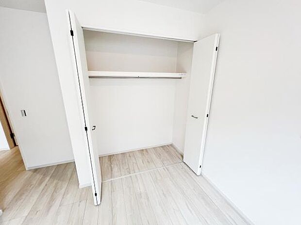 子供部屋や趣味の部屋など用途に合わせてお使いいただけます。