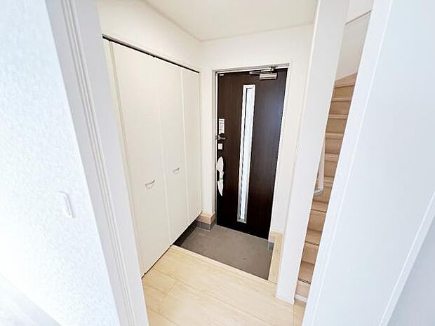 いつも気持ちよくご家族を迎えられる玄関です。