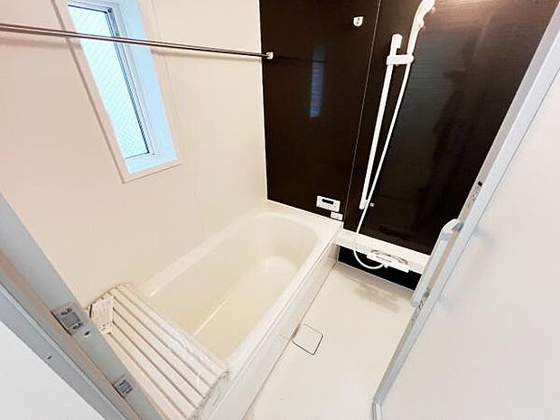 お風呂でほっとひといき。1日の疲れを癒しましょう。