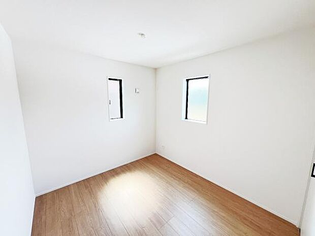 子供部屋にもちょうど良い大きさのお部屋です。