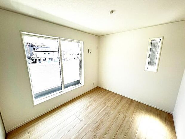 子供部屋にもちょうど良い大きさのお部屋です。