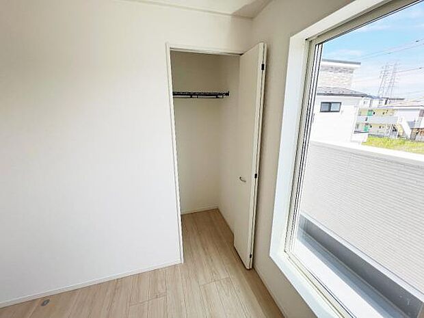 子供部屋や趣味の部屋など用途に合わせてお使いいただけます。