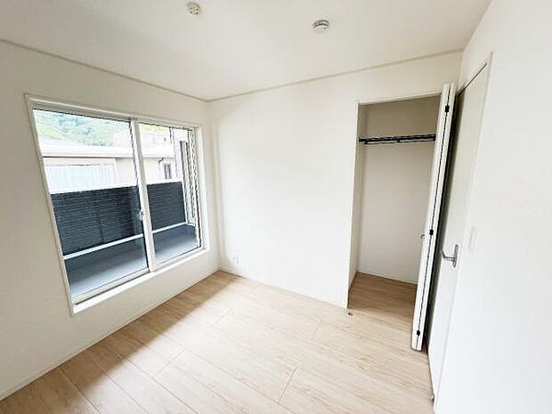 子供部屋や趣味の部屋など用途に合わせてお使いいただけます。