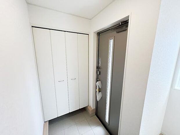 いつも気持ちよくご家族を迎えられる玄関です。