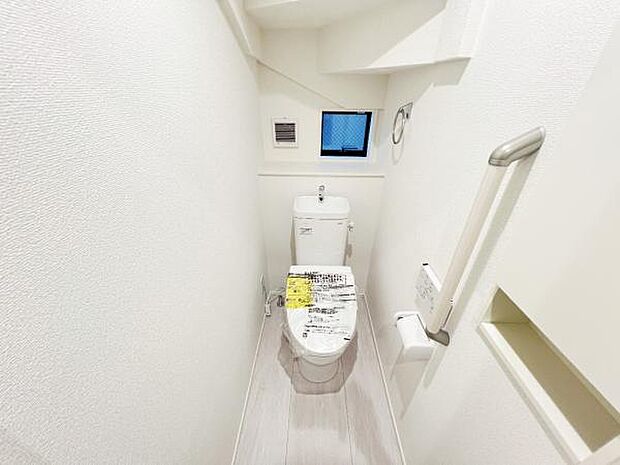 ほっと安らげるトイレ空間です。