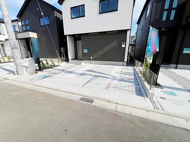 セカンドカーにも便利な駐車2台可能です。