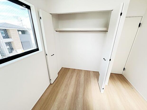 子供部屋や趣味の部屋など用途に合わせてお使いいただけます。